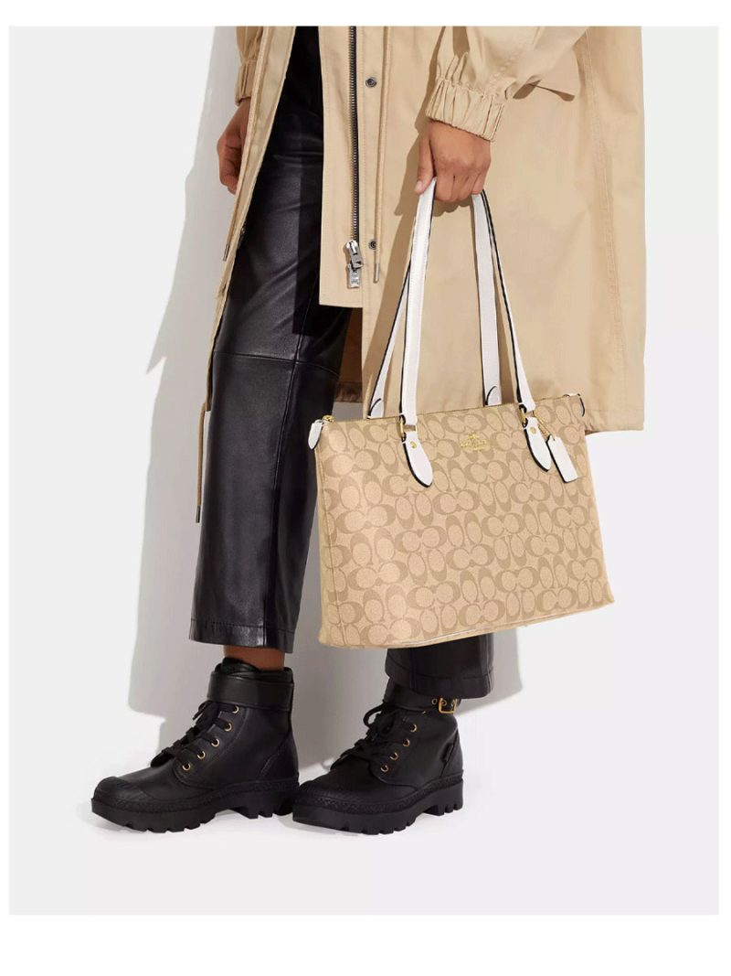 COACH Gallery Tote In Signature Canvas (AS IS) - Image 4