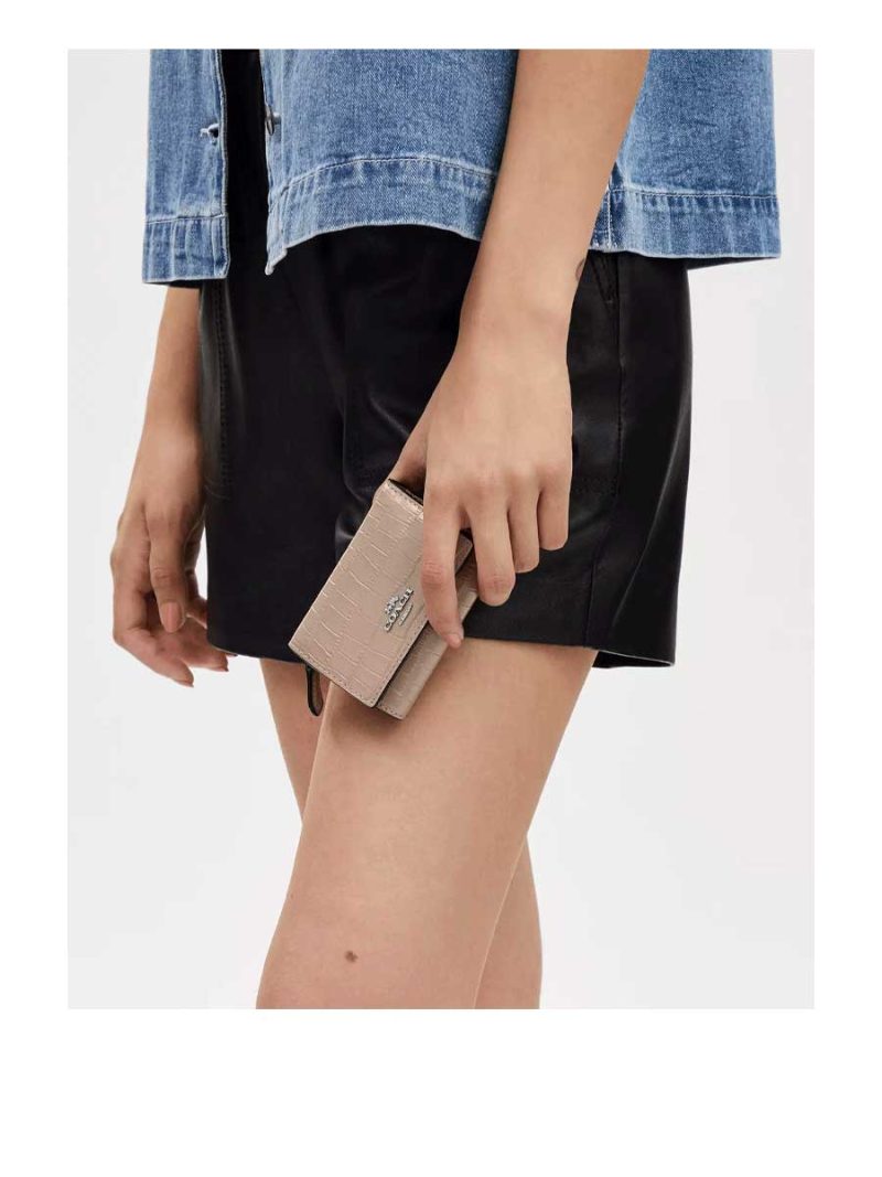 COACH Micro Wallet - Image 3