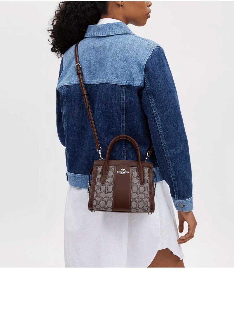 COACH Andrea Carryall Bag In Signature Jacquard - Image 4