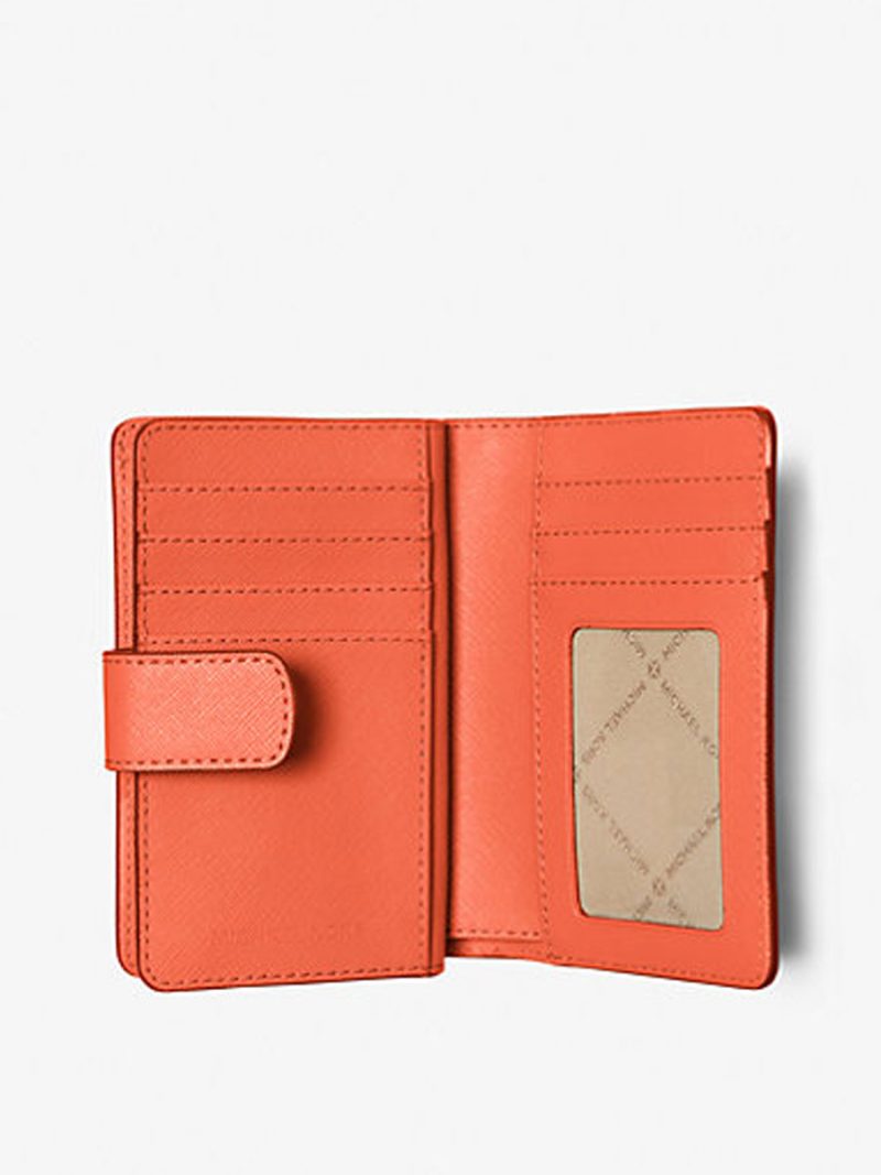 MICHAEL Michael Kors Medium Crossgrain Leather Wallet - Image 4