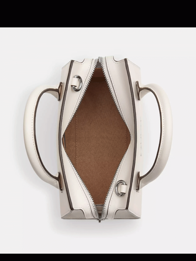 COACH Andrea Carryall - Image 2