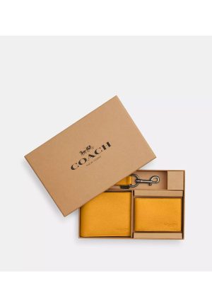 COACH Boxed 3 In 1 Wallet Gift Set