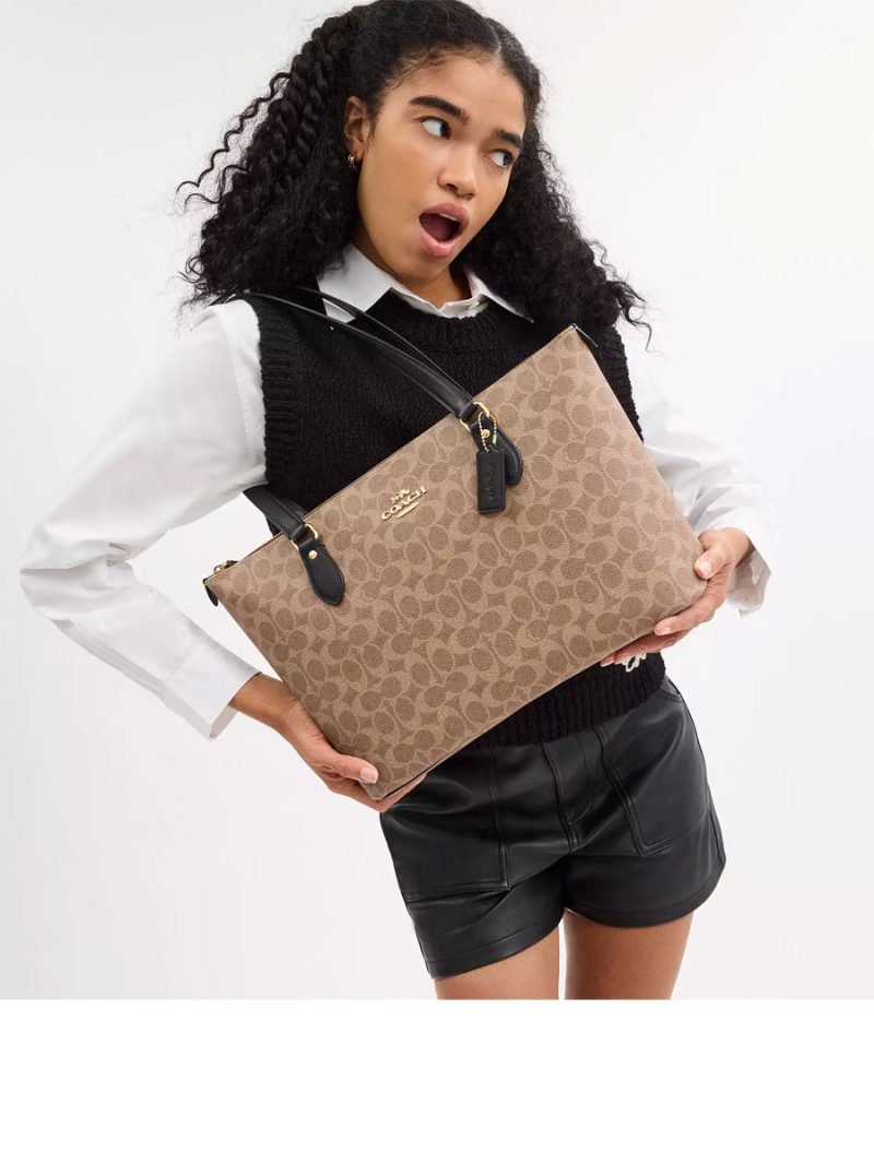 COACH Gallery Tote Bag In Signature Canvas - Image 5