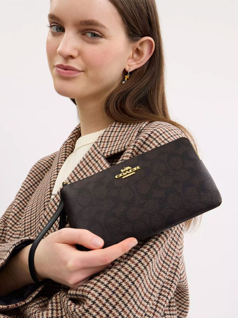 COACH Large Corner Zip Wristlet In Signature Canvas - Image 3