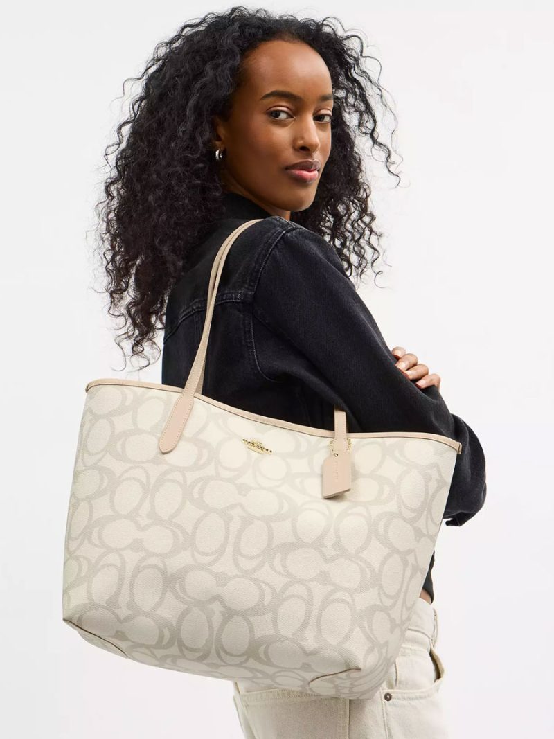 COACH City Tote Bag In Sketch Signature Canvas - Image 5