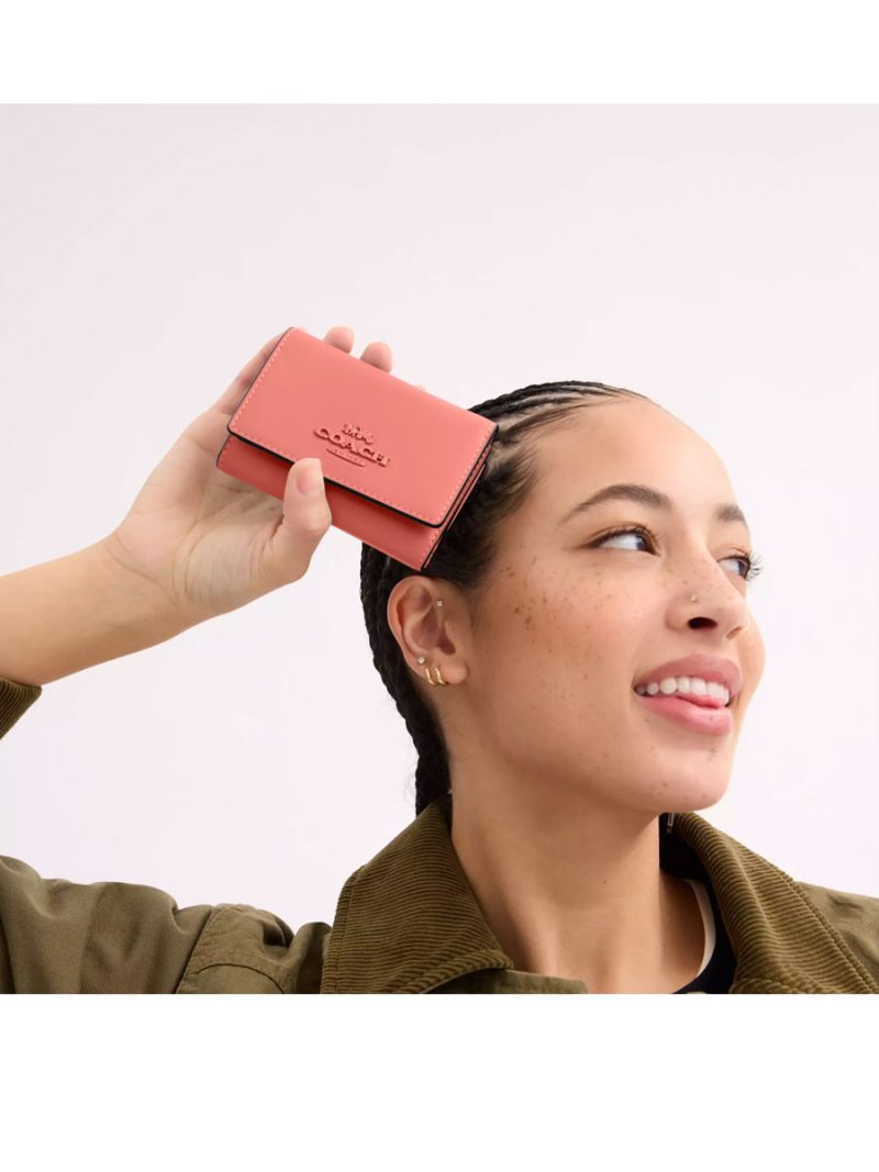 COACH Micro Wallet - Image 4
