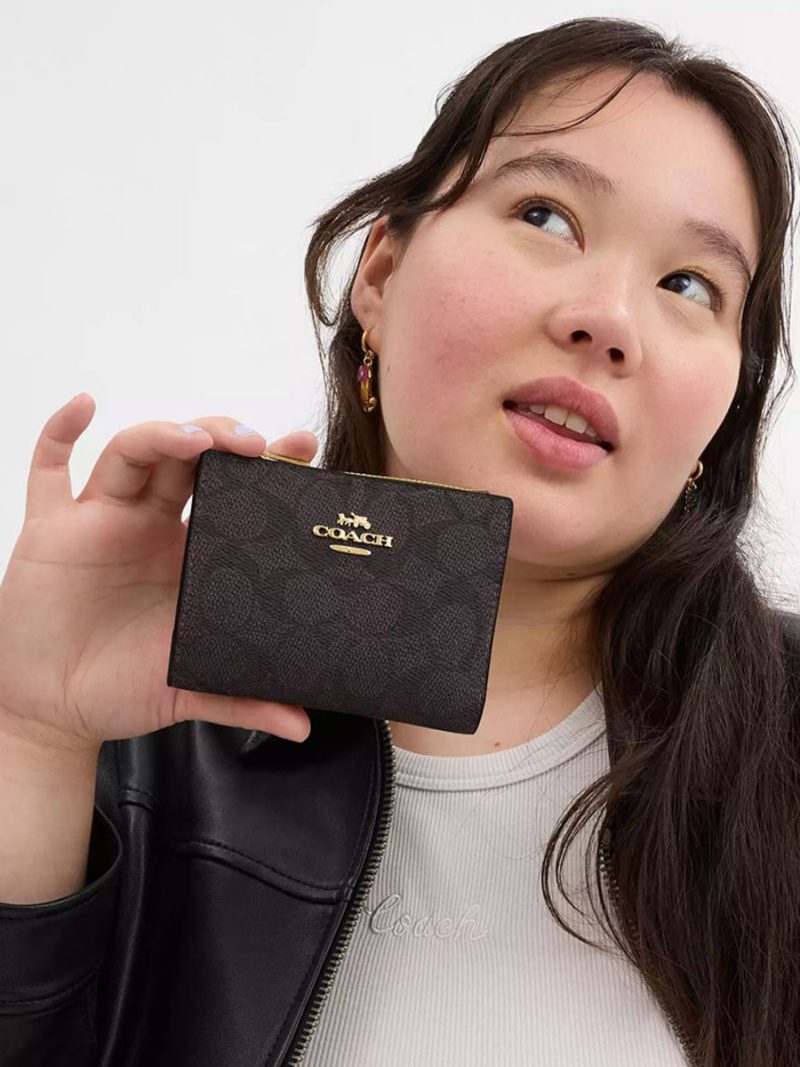 COACH Bifold Wallet In Signature Canvas - Image 3