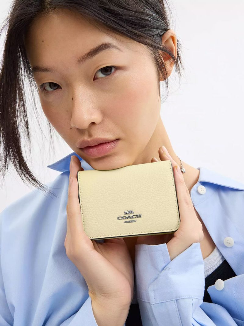 COACH Card Holder Wallet In Signature Canvas - Image 5