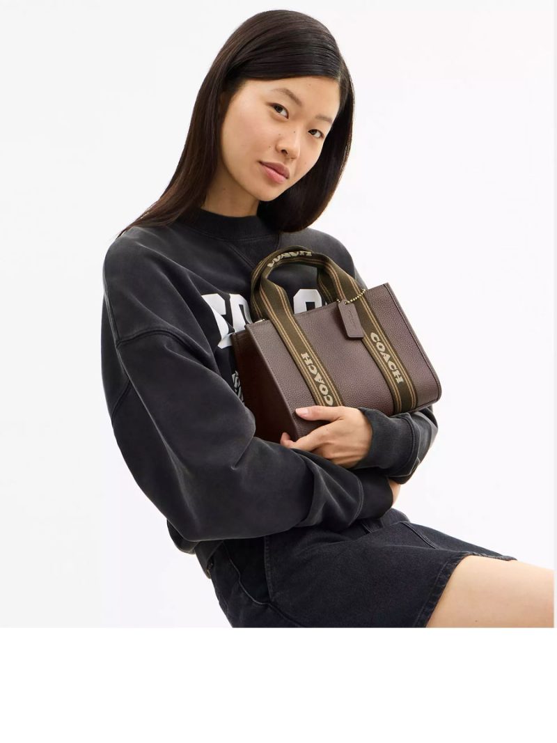 COACH Smith Tote Bag 24 - Image 6