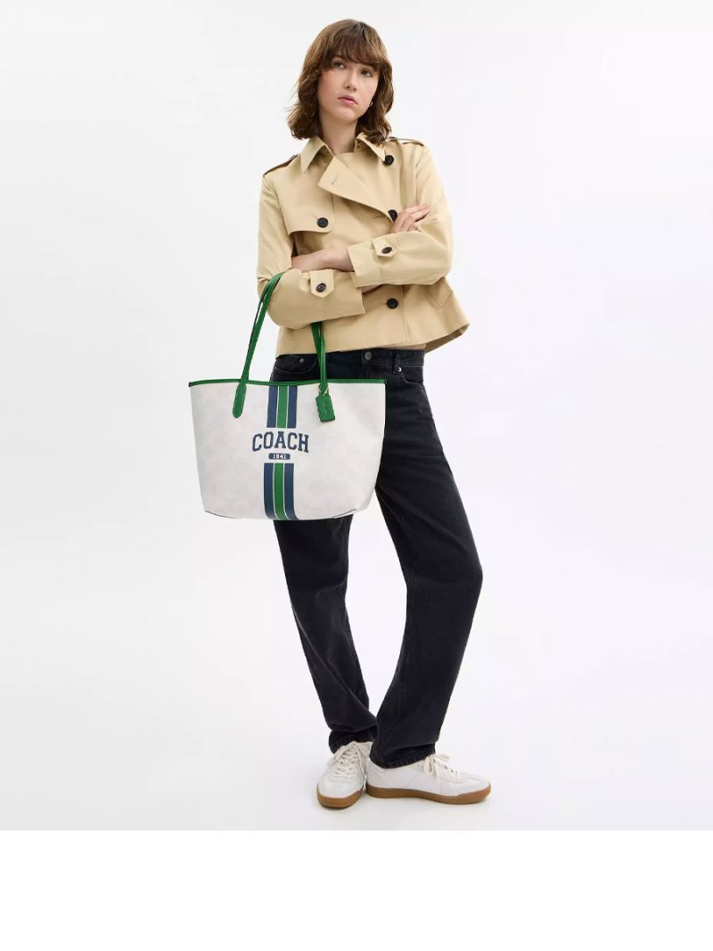 COACH City Tote Bag In Signature Canvas With Coach Graphic - Image 4