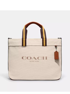 COACH Tote 38